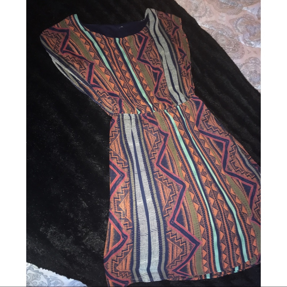 Dress - Picture 2 of 2
